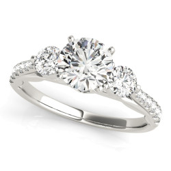 ENGAGEMENT RINGS 3 STONE ROUND