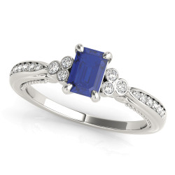 FASHION RINGS EMERALD CUT